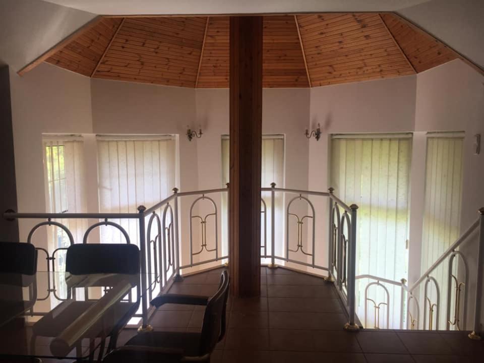 Center Apartmanhaz Hotel Hajduszoboszlo Bagian luar foto