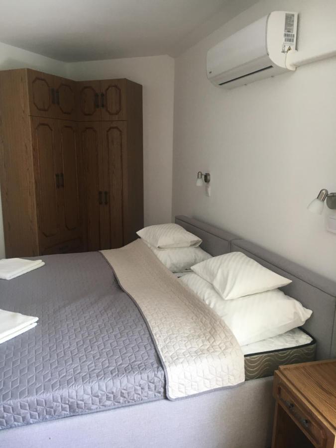 Center Apartmanhaz Hotel Hajduszoboszlo Bagian luar foto