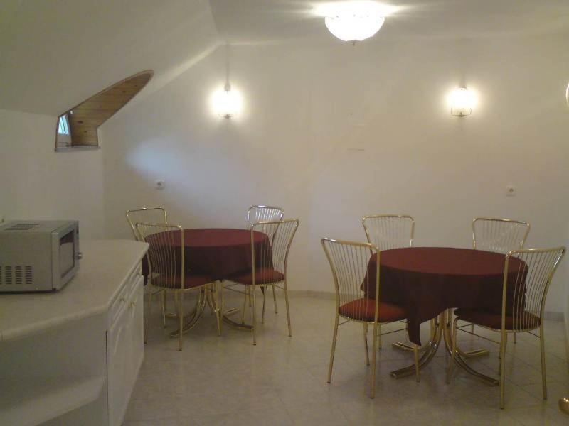 Center Apartmanhaz Hotel Hajduszoboszlo Bagian luar foto